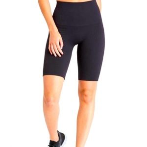 SPANX Biker short Size Medium